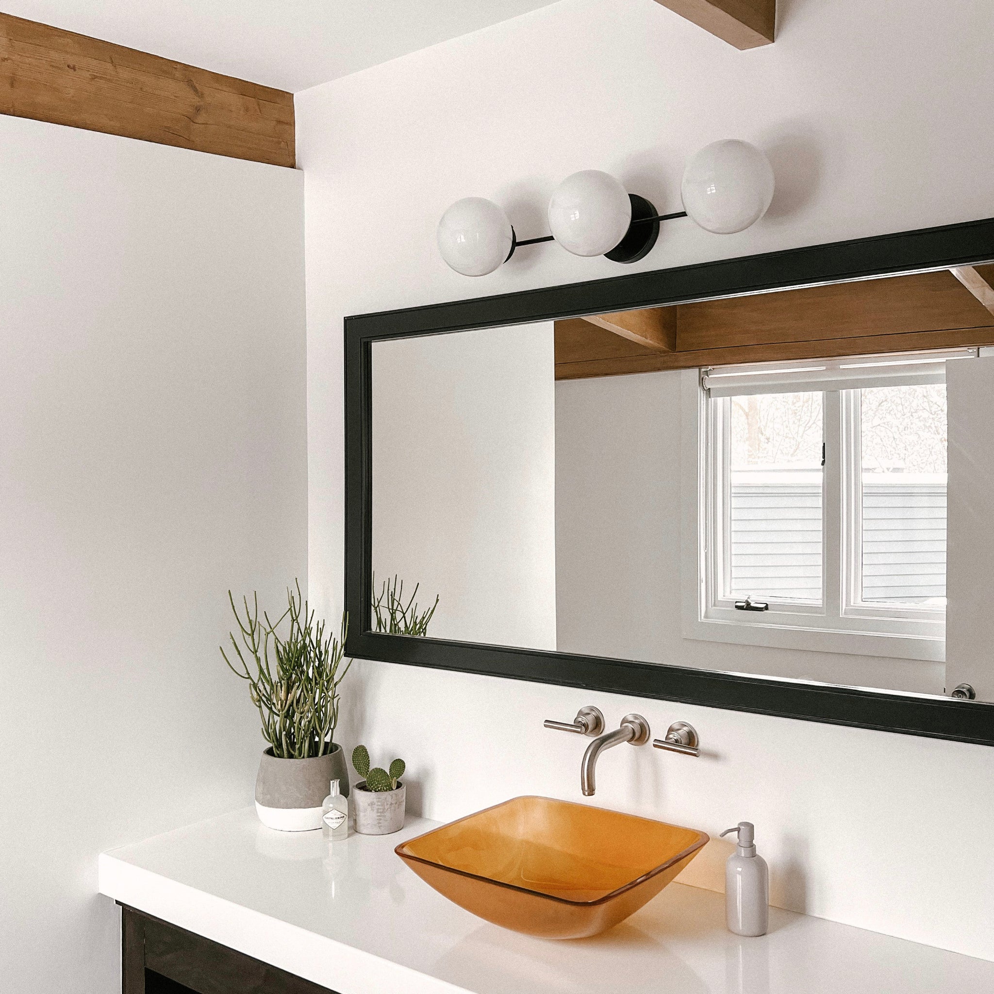 Shepherd Wall Sconce, Handcrafted Vanity Lighting – Velora